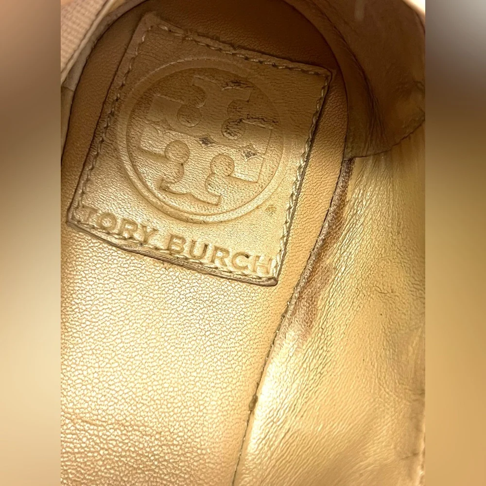 Tory Burch-Caroline Flats-Camel/Nude color,Size:8.5M, Pre- Owned, Fair condition
